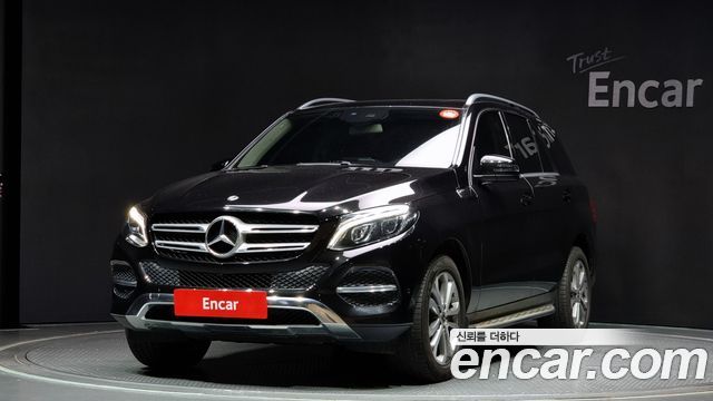 Mercedes-Benz GLE-Class W166