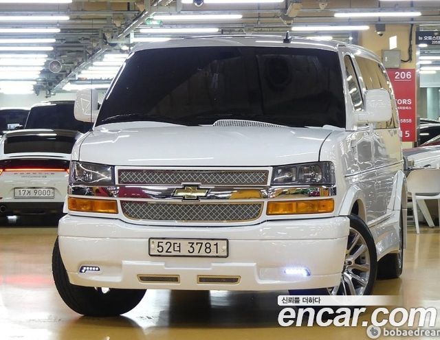 Chevrolet Express Van