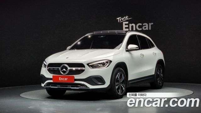 Mercedes-Benz GLA-Class H247
