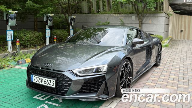 Audi R8 (4S)