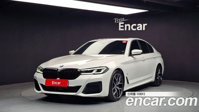 BMW 5 Series (G30)