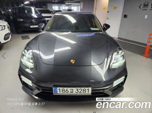 Porsche Panamera (971)