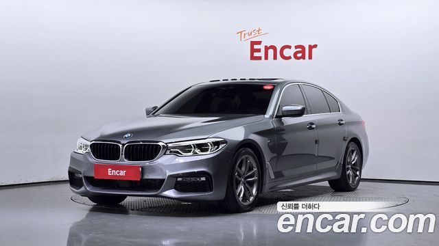 BMW 5 Series (G30)