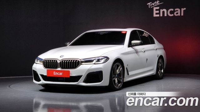 BMW 5 Series (G30)