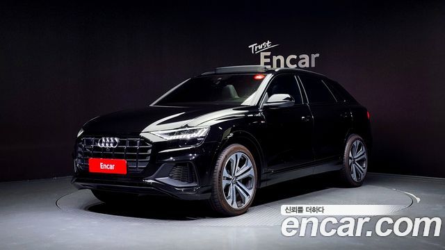 Audi Q8 (4M)