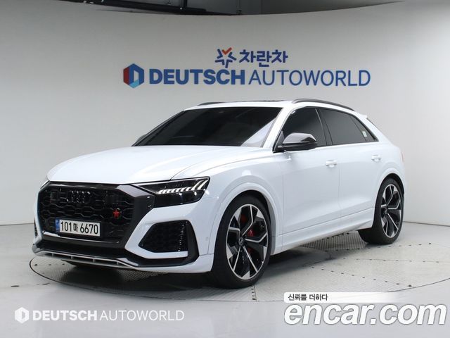 Audi RSQ8 (4M)