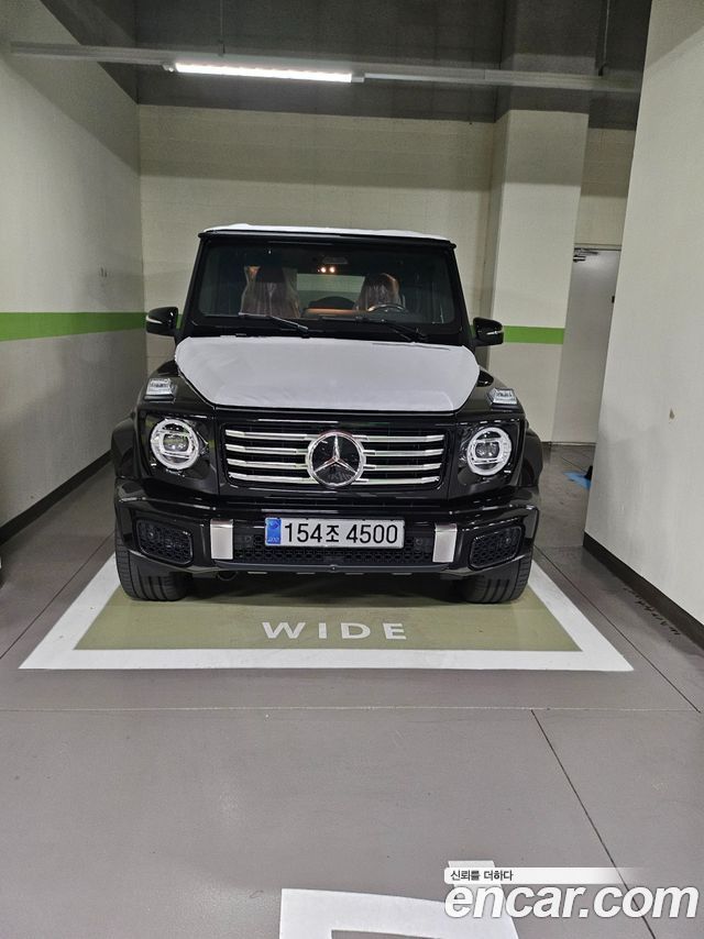 Mercedes-Benz G-Class W465