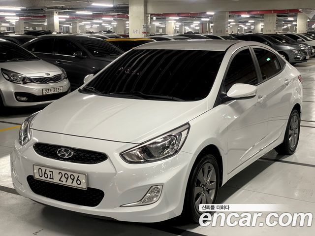 Hyundai Accent (new)