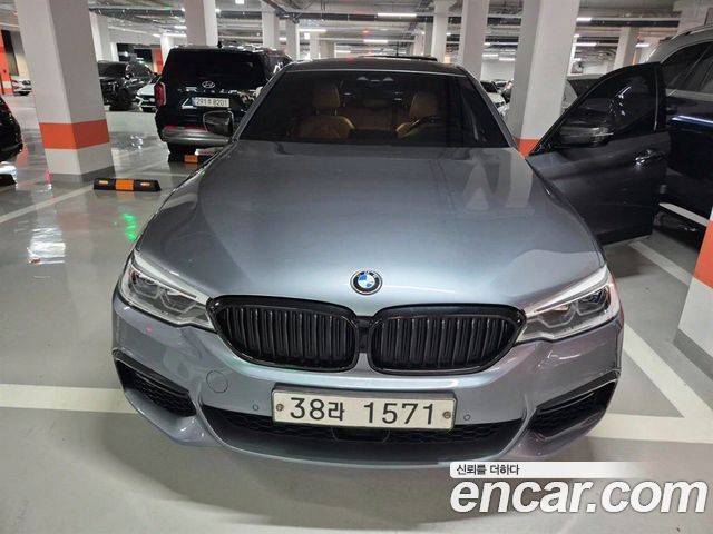 BMW 5 Series (G30)
