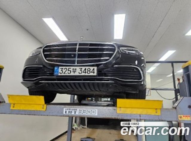 Mercedes-Benz S-Class W223