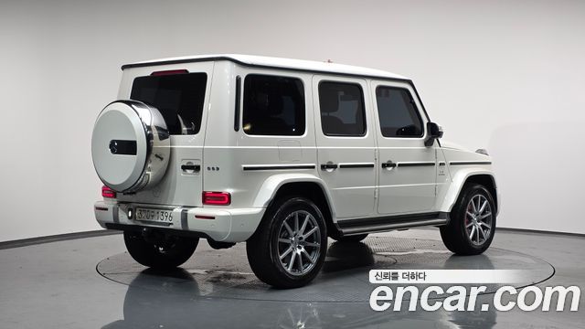 Mercedes-Benz G-Class W463b