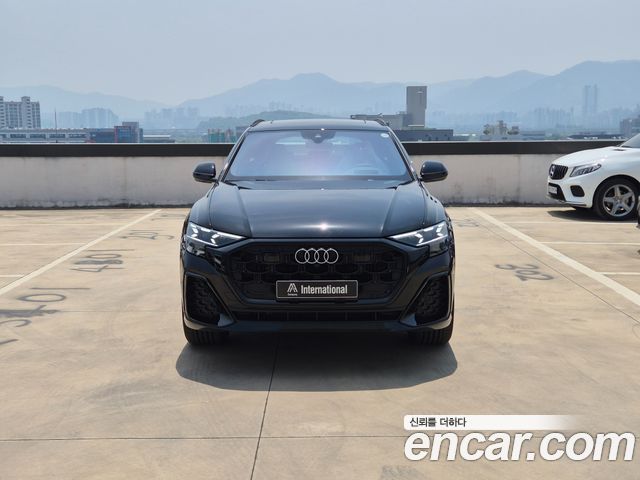 Audi Q8 (4M)