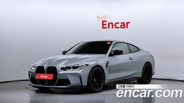 BMW M4 (G82)