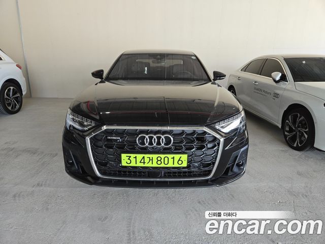 Audi A8 (D5)
