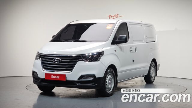 Hyundai The New Grand Starex