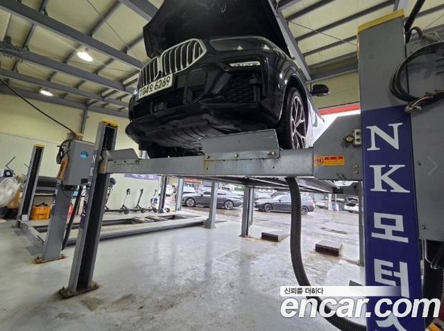 BMW X6 (G06)