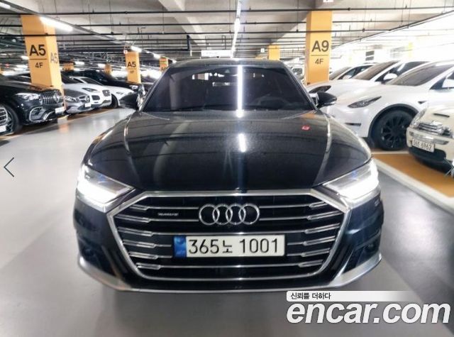 Audi A8 (D5)