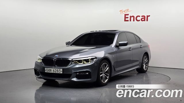 BMW 5 Series (G30)