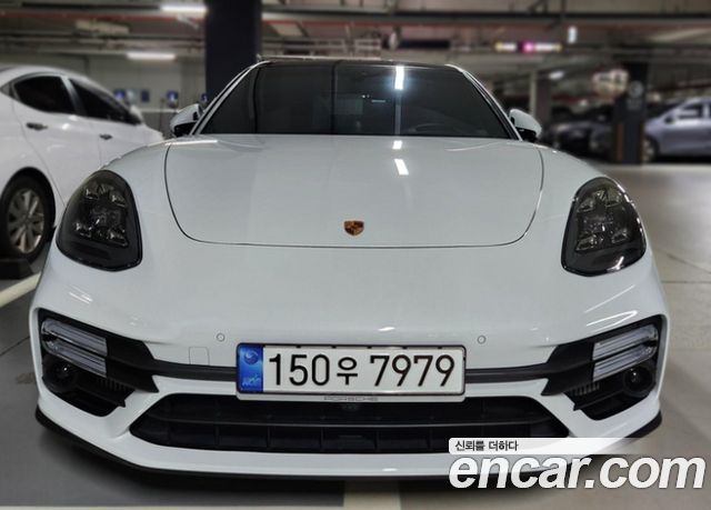 Porsche Panamera (971)