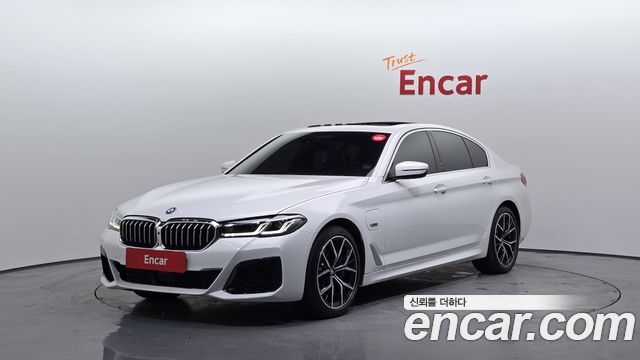 BMW 5 Series (G30)