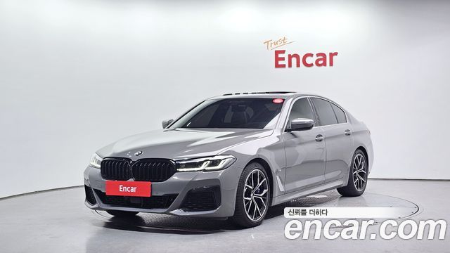 BMW 5 Series (G30)