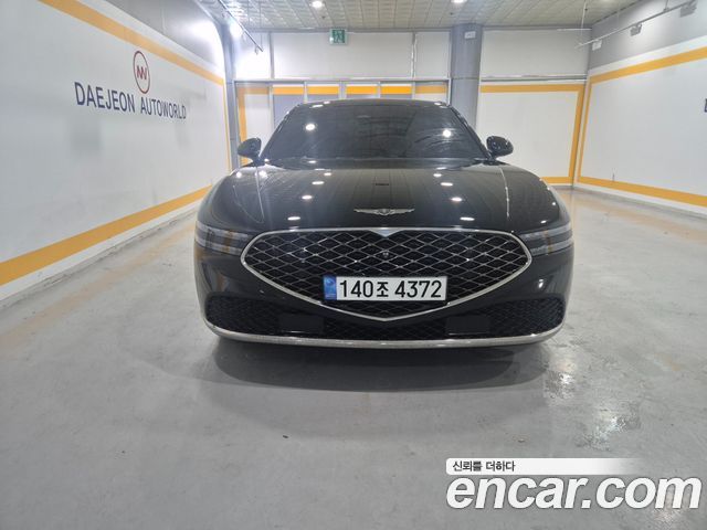 Genesis G90 (RS4)