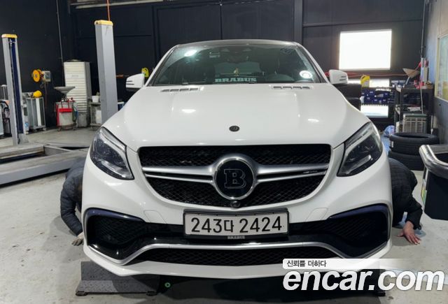 Mercedes-Benz GLE-Class W166