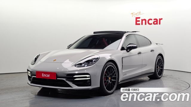 Porsche Panamera (971)