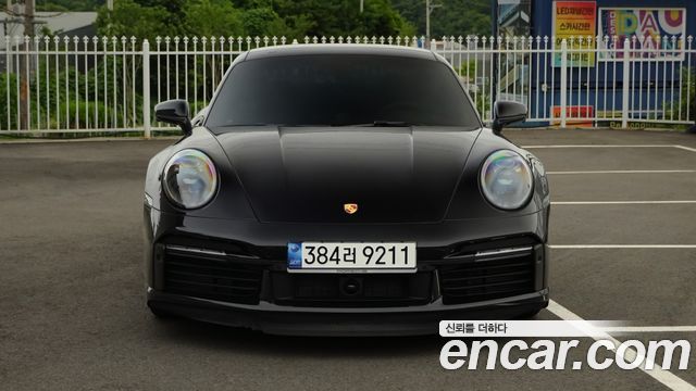 Porsche 911 (992)