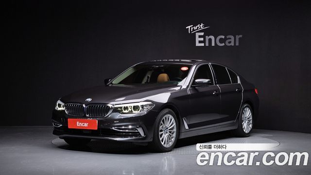BMW 5 Series (G30)
