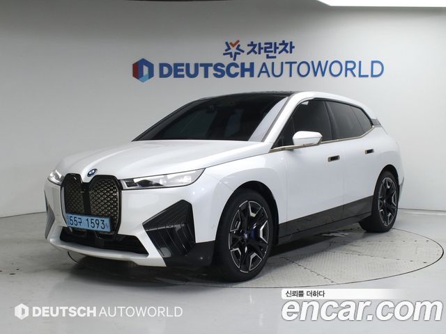 BMW iX