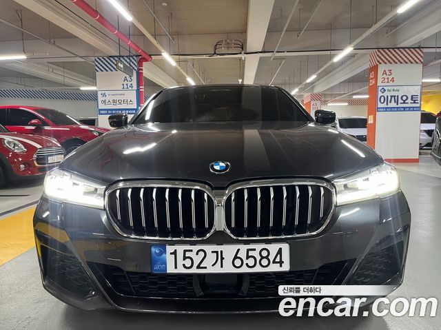 BMW 5 Series (G30)