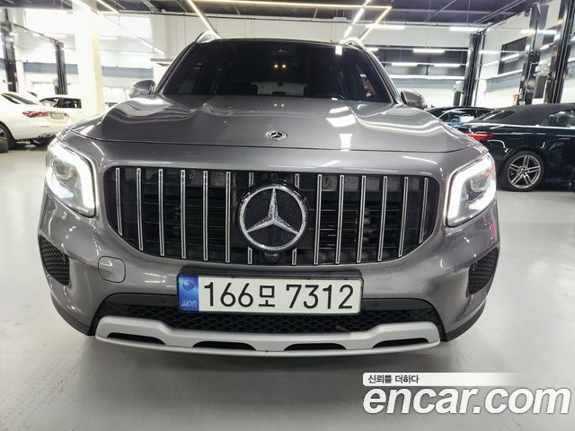 Mercedes-Benz GLB-Class X247