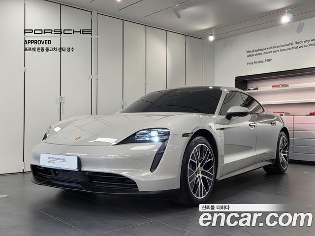 Porsche Taycan