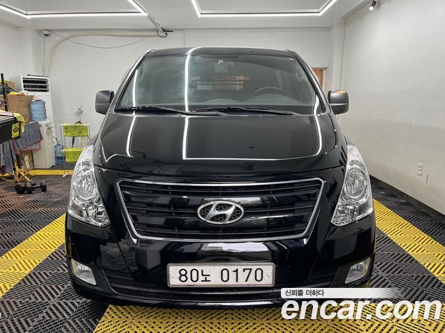 Hyundai Grand Starex