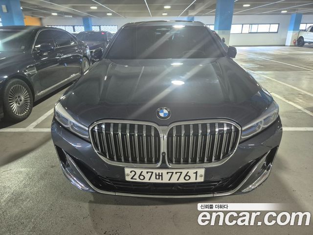 BMW 7 Series (G11)