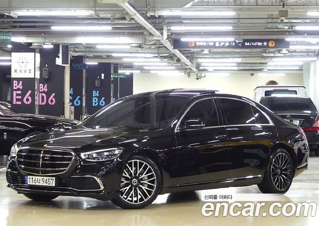 Mercedes-Benz S-Class W223