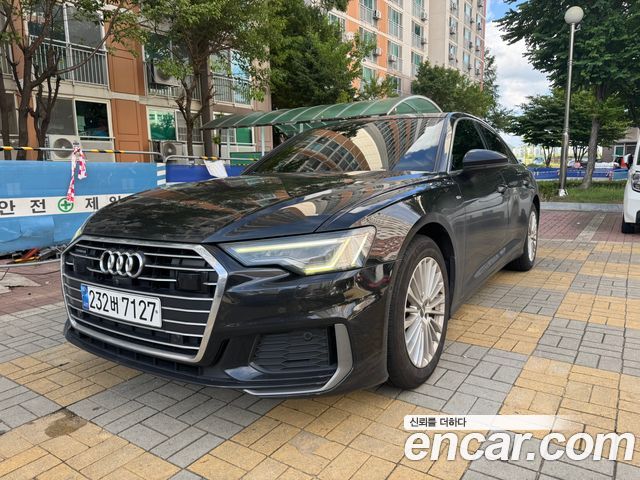 Audi A6 (C8)