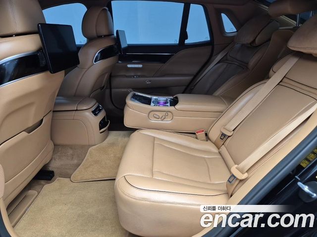 Genesis G90 (RS4)