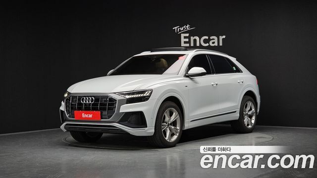 Audi Q8 (4M)