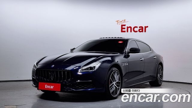 Maserati Quattroporte