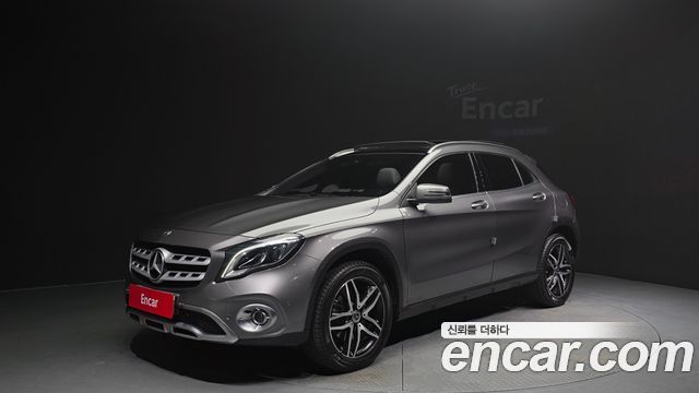 Mercedes-Benz GLA-Class X156