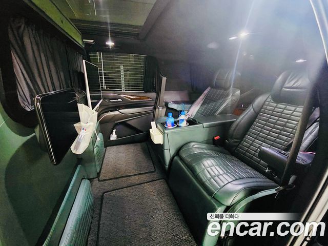 Cadillac Escalade 5th Gen