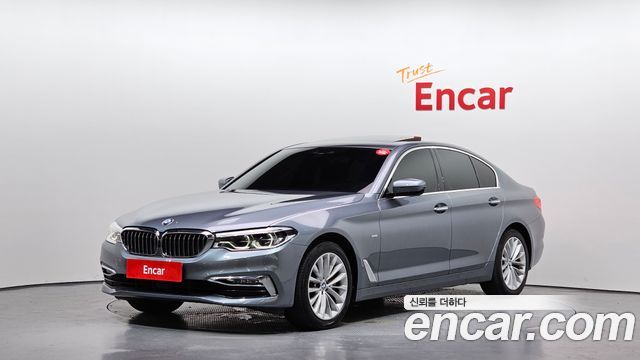 BMW 5 Series (G30)