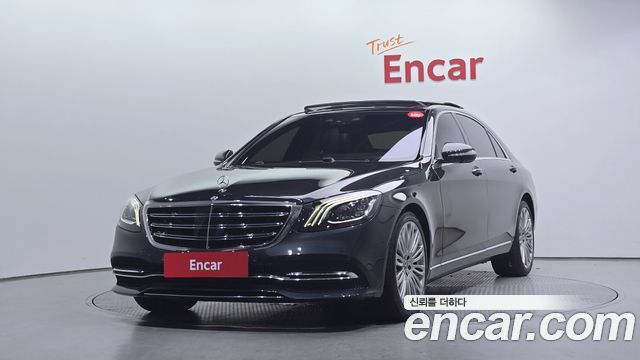 Mercedes-Benz S-Class W222