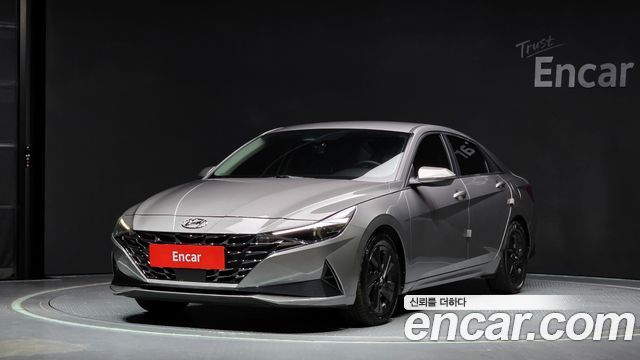 Hyundai Avante Hybrid (CN7)