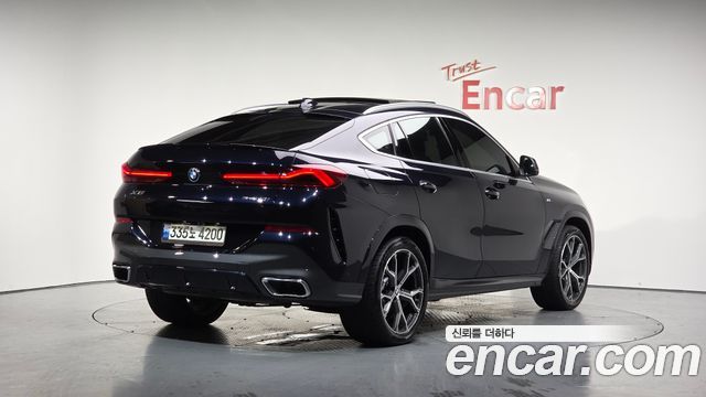BMW X6 (G06)