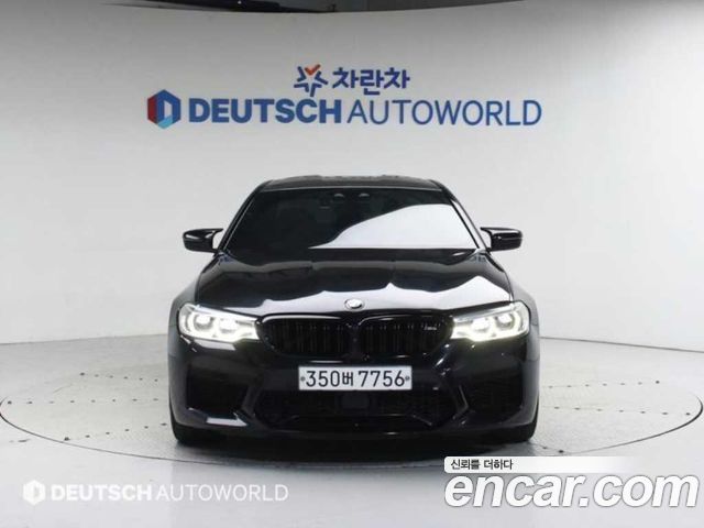 BMW M5 (F90)