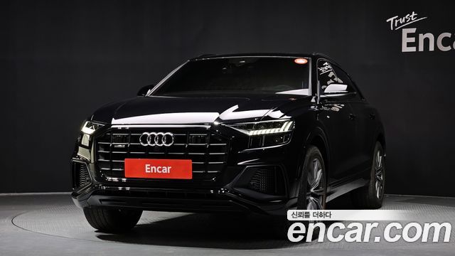 Audi Q8 (4M)