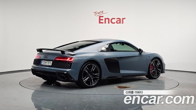 Audi R8 (4S)